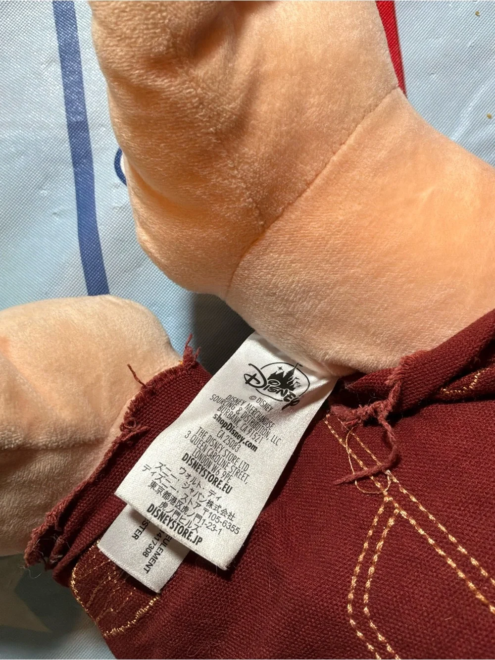 Disney store wreck it Ralph plush -Preowned